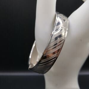 Vintage Silver Tone Stripe Textured Hinged Bracelet, Tongue Clasp, 7 Inches